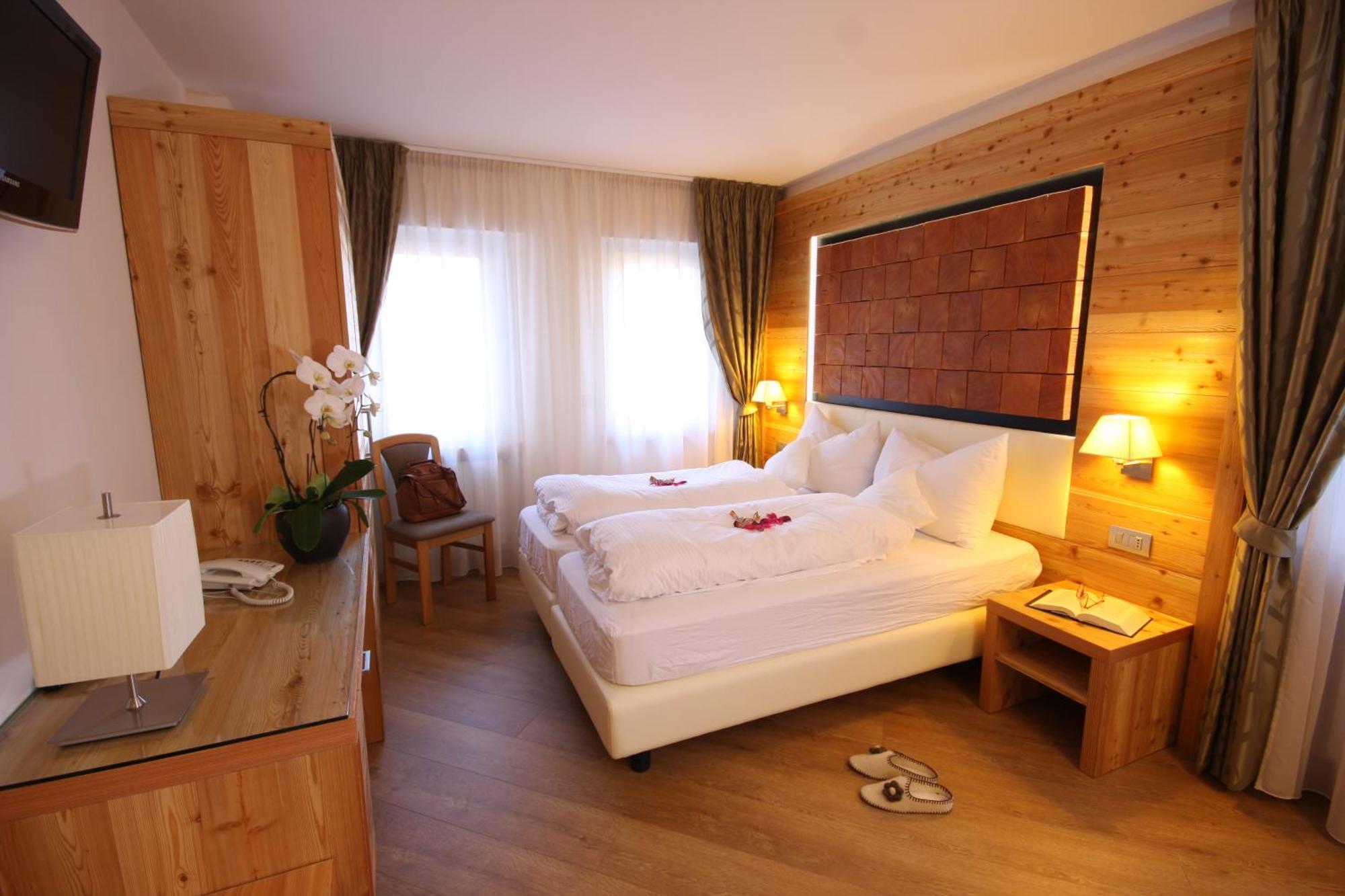 Hotel Pineta 바셀가디피네 외부 사진