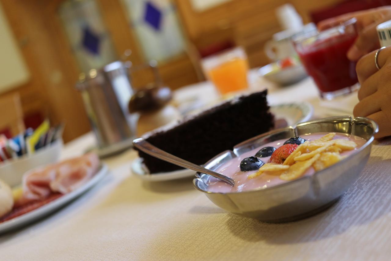 Hotel Pineta 바셀가디피네 외부 사진